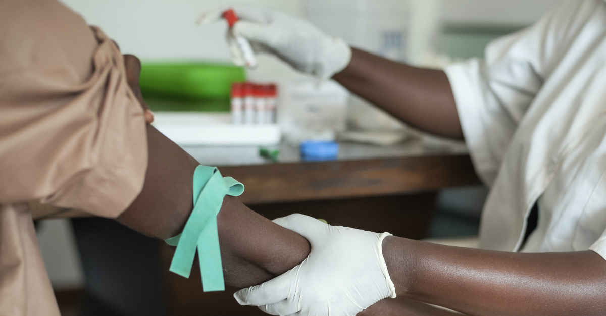 Malgré les désavantages, un vaccin contre l’Ebola s’annonce très prometteur dans les tests.