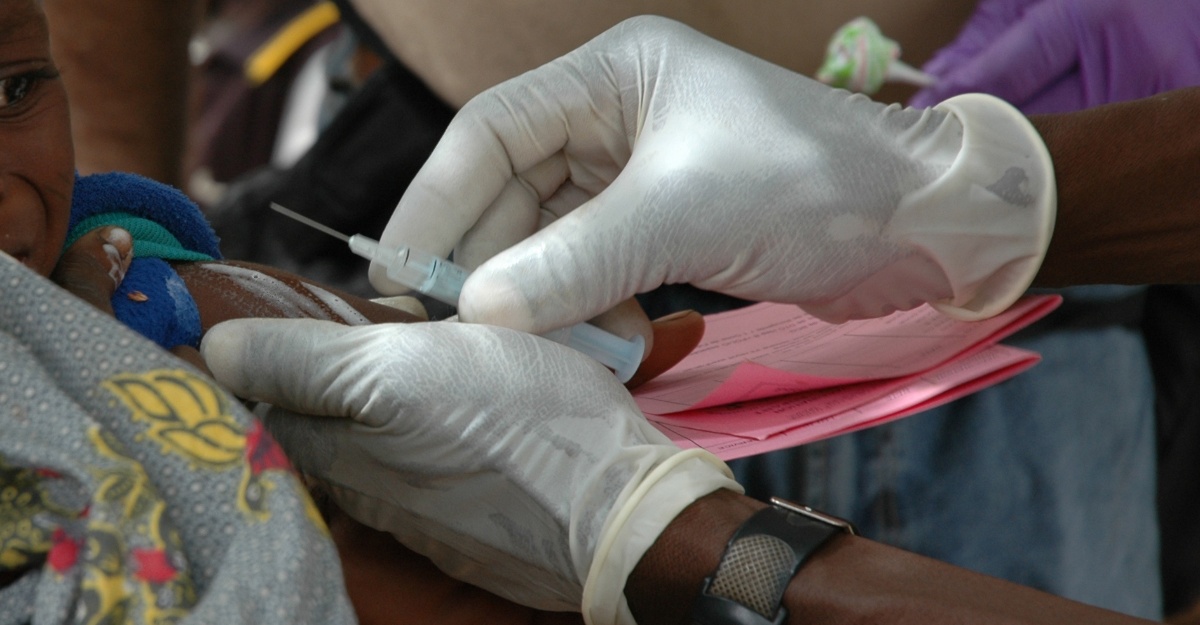 An experimental vaccine has shown promise in preventing the Ebola and Nipah virus.