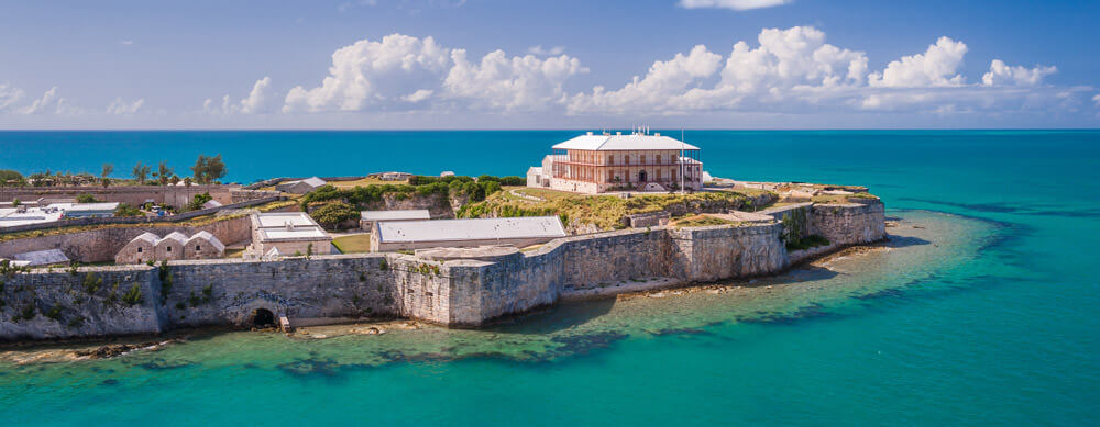 Travel safely to Bermuda with Passport Health's travel vaccinations and advice.