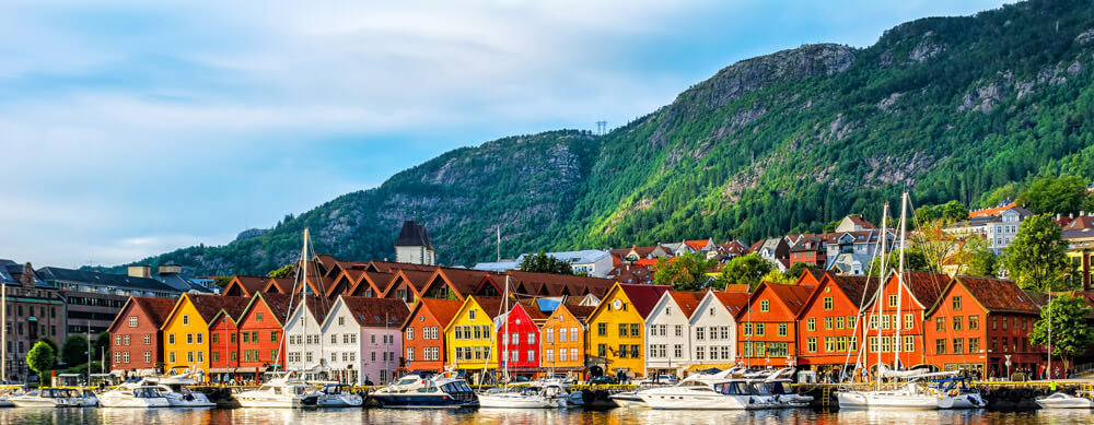 Des villes étonnantes et des panoramas fantastiques font de la Norvège un pays à visiter absolument. Voyagez en toute sécurité avec Passport Health.