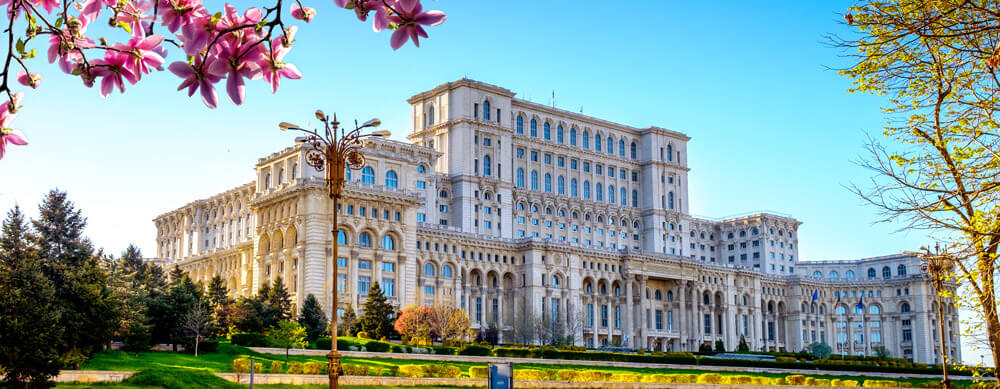 Des paysages étonnants et des zones urbaines fantastiques rendent la Roumanie très populaire. Mais les infections sont présentes. Apprenez-en plus et restez protégé avec Passport Health.