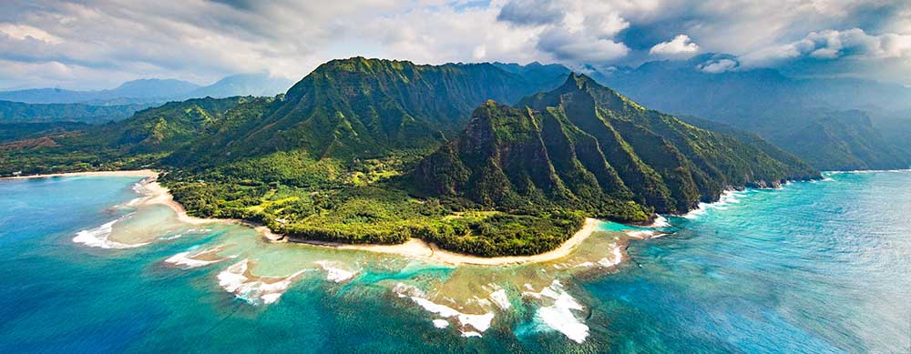 Des plages magnifiques et des montagnes couvertes de jungle font d'Hawaï une destination incontournable. Passport Health propose des vaccins et bien plus encore pour vous aider à voyager en toute sécurité.